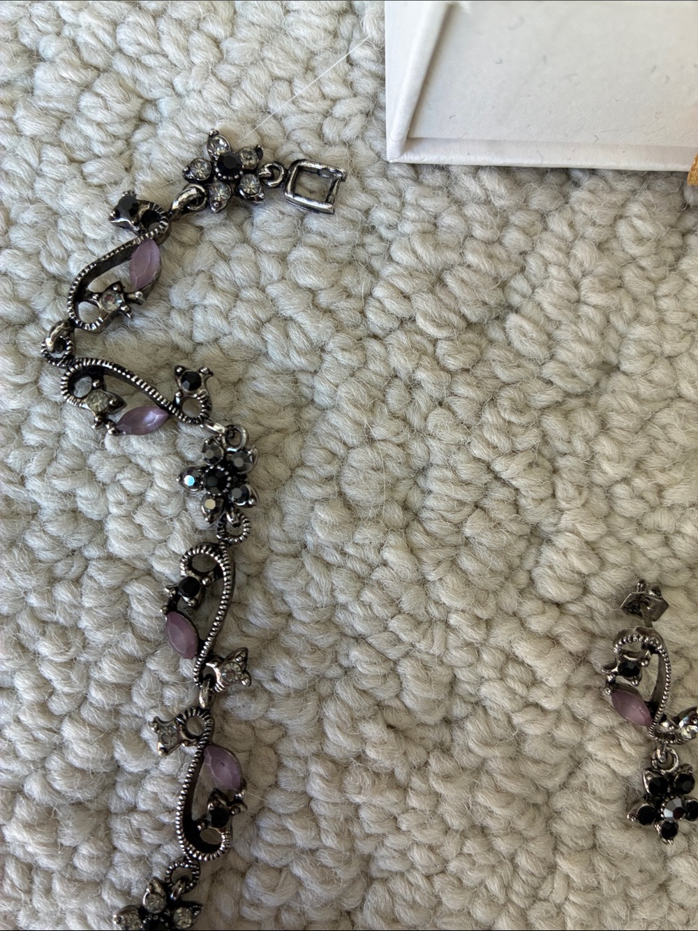 Bluboho Purple Floral Necklace & Earrings Jewelry Set Made in Canada - Picture 4 of 8